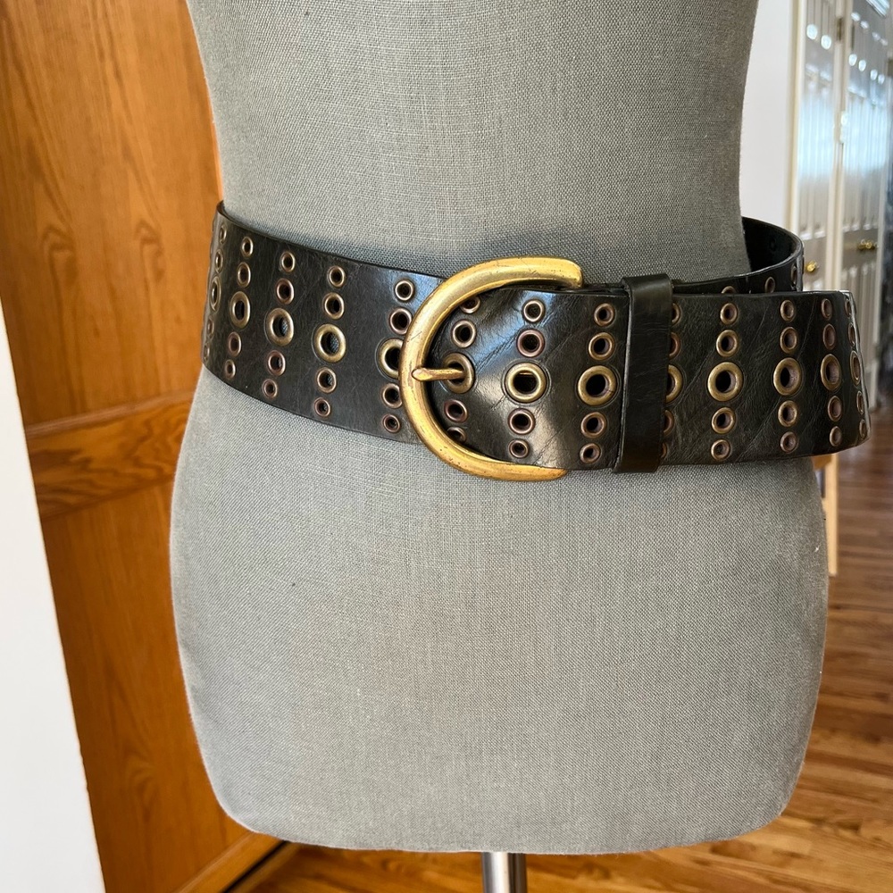 Nordstrom’s black leather belt